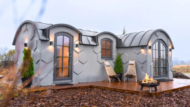 Revonia Prefab Plus lite hus